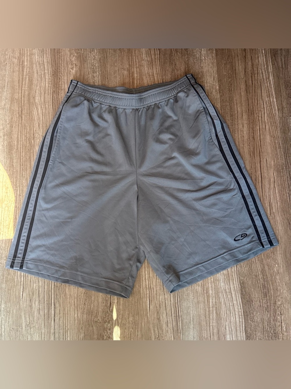 Champion Men’s Gray Athletic Shorts with Side Stripes size M